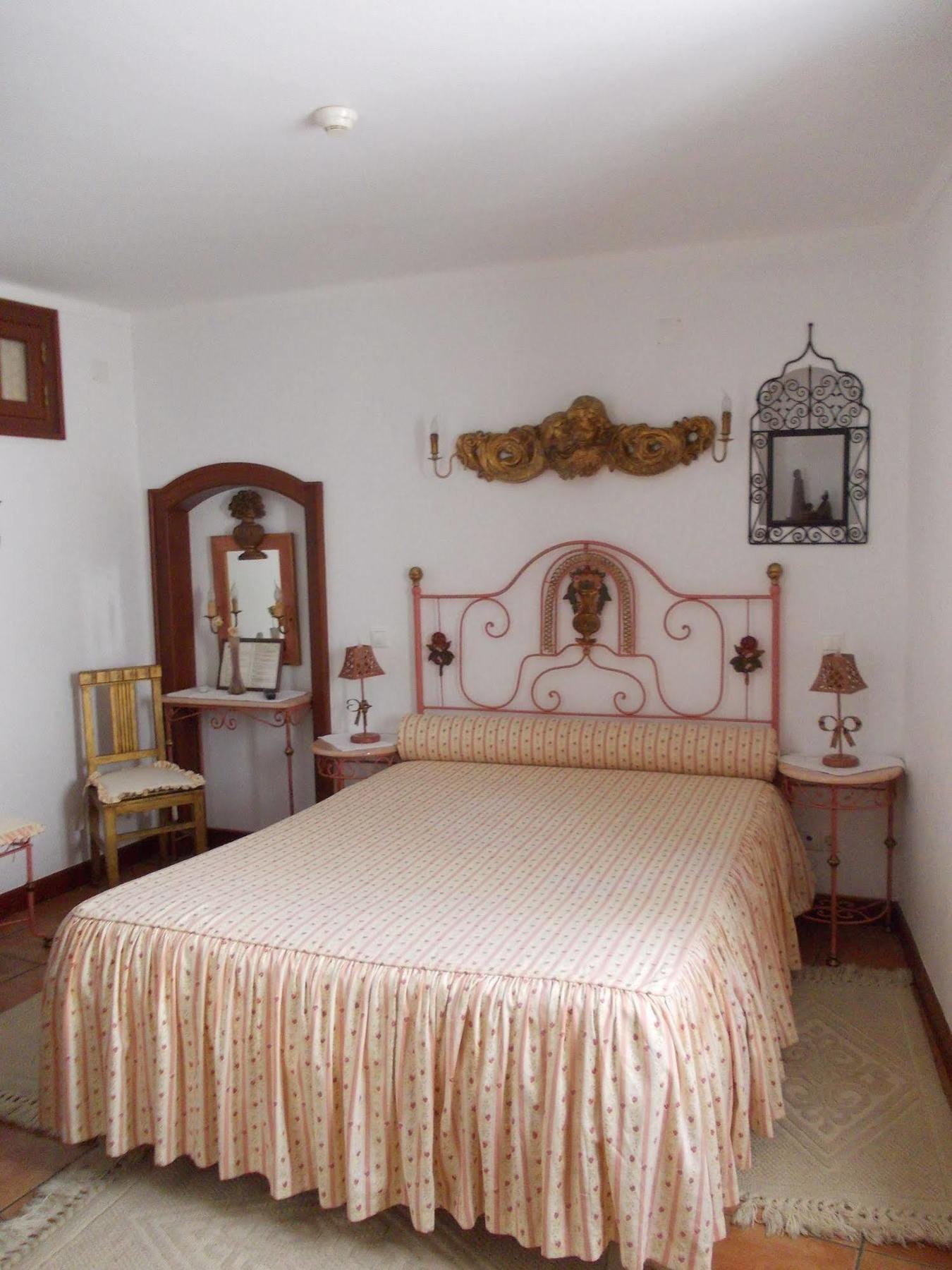 Hotel Casa De S. Thiago De Óbidos Extérieur photo